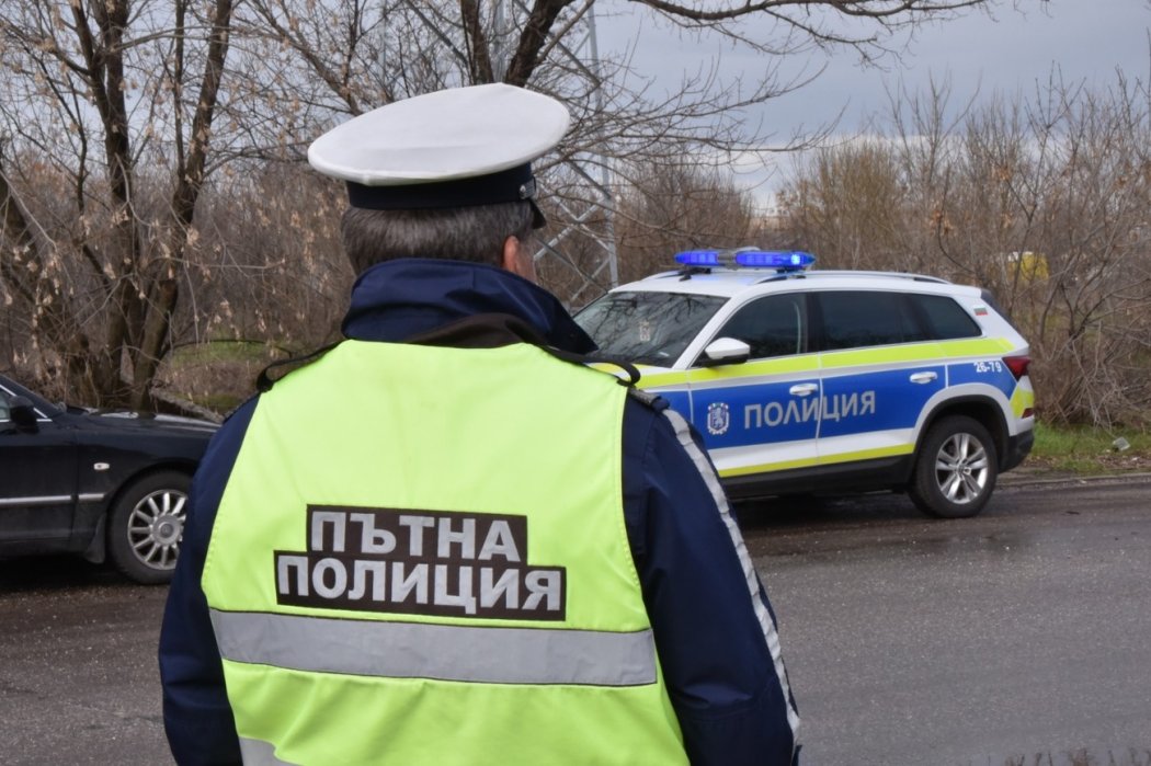 Скандал на пътя край Соколино: две шофьорки се скараха след спор за нарушение