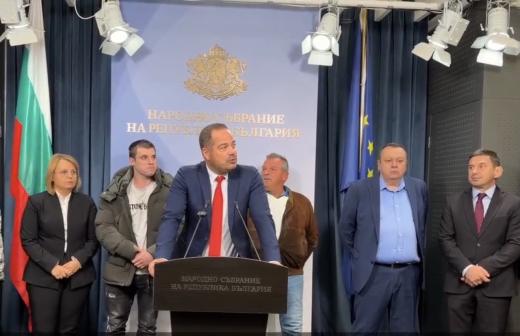 ДПС поиска оставката на директора на ОДМВР – Кърджали, от полицията и МВР обявиха, че извършват проверки