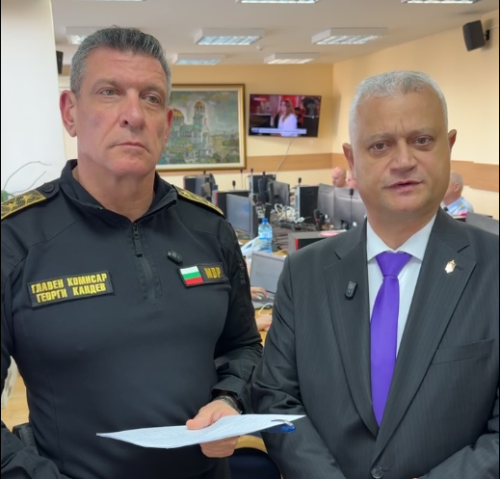 Съмнения за контролиран вот в село Великденче, задържани са две момичета след видео в социалните мрежи