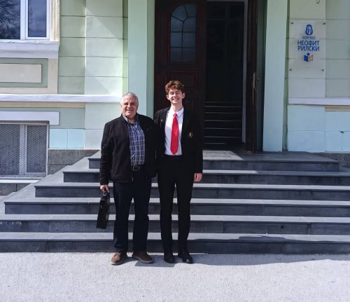 Триумф в Габрово: Любомир Колев от СУ &bdquo;П. Р. Славейков&ldquo; е национален лауреат по гражданско образование