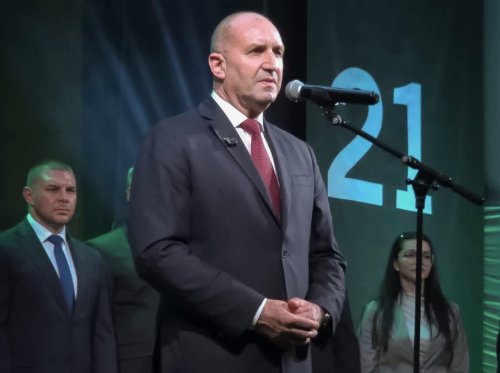 Радев в Плевен: Големите играчи защитават интересите си &ndash; време е и България да го направи