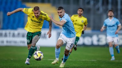 С 10 души &bdquo;Арда&ldquo; пречупи &bdquo;Добруджа&ldquo;: 2:0 и три точки за Кърджали