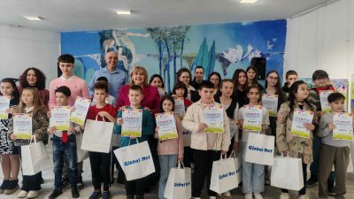 25 млади художници от област Кърджали с награди за &bdquo;Бъдещето през моите очи&ldquo;