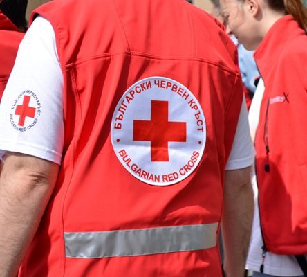БЧК - Кърджали отличи трима хуманисти със званието "Отличник"