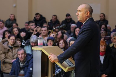 Румен Радев в Търговище: Не ви попитаха за референдума &ndash; отговорете на изборите