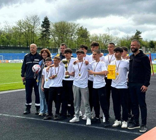 Младите огнеборци от Черноочене пак взеха купата: победа срещу Кърджали