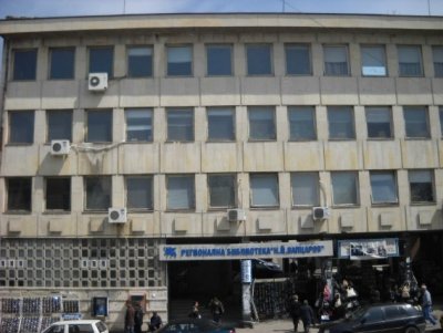 Пролетта дойде в кърджалийската библиотека с поезия, музика и детски стихове