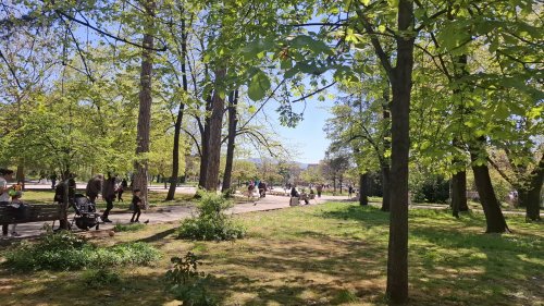 Прогноза за неделя: Слънце, лек вятър и до 24&deg;C в Кърджали