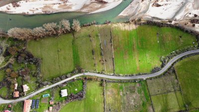 Крумовград ремонтира ключов път: 5 км по-сигурен достъп до Горна и Долна Кула (СНИМКИ)