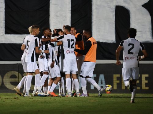 Тежък удар за &bdquo;Арда&ldquo;: Кърджалийци отстъпиха на &bdquo;Локомотив&ldquo; в първия полуфинал