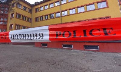Имейли за бомби в Кърджали: Провериха 27 училища и една институция