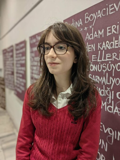 Стихове на 8 езика: Радина Бояджиева от Кърджали взе второ място в конкурса &bdquo;Петя Дубарова&ldquo;