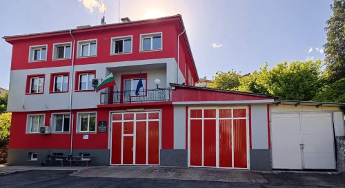 Пожарните в Ардино и Подкова отварят обновени бази: 216 хил. евро за енергийна ефективност