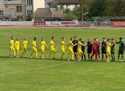 Голова фиеста в Златоград: &bdquo;Крумовград&ldquo; разгроми &bdquo;Вихър 1965&ldquo; с 11:0