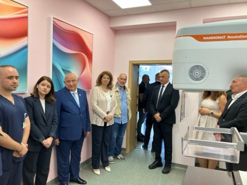 Йотова в болницата в Кърджали: Нов център и мамограф от последно поколение тръгват до дни