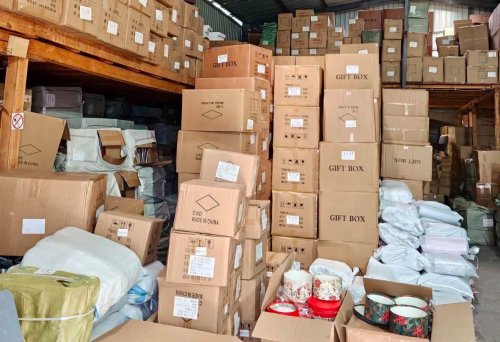 От фалшиви парфюми до 300 кг овча лой: Нелегални тайници разкрити в автобуси на &bdquo;Капитан Андреево&ldquo;