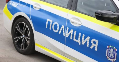 Ужас край Смолян! Кола полетя в река Арда