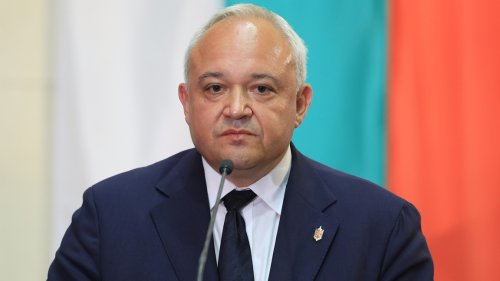 Демерджиев: Растат сигналите за незаконно осигуряване на гласове преди балотажа