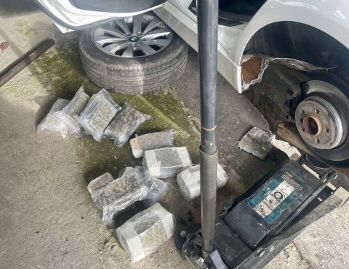 Отложиха делото за близо 9 кг марихуана, пренасяна в тайници към &bdquo;Маказа&ldquo;