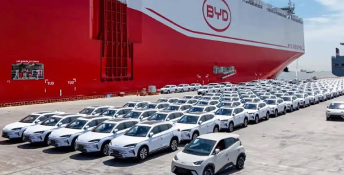 BYD ускорява износа: Още 10 гигантски кораба за 92 000 автомобила
