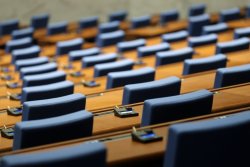 "Маркет Линкс&rdquo;: Радев води пред ГЕРБ с близо 12%, в НС влизат 5 партии