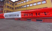 Имейли за бомби в Кърджали: Провериха 27 училища и една институция