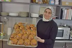 С вкус от Бурса: Ново сладко кътче посреща клиенти в Ардино