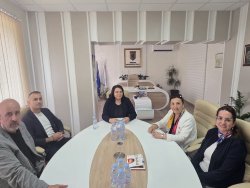 Шанс за младите медици: Студенти от Момчилград ще специализират в Център за високи постижения в Бурса
