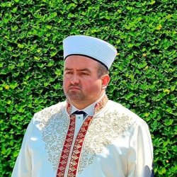 Единодушно в Кърджали: Басри Еминефенди вече е титулярен районен мюфтия