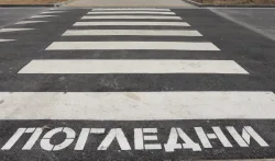 Кола блъсна пиян пешеходец в Момчилград
