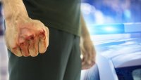 Жесток нощен бой в Кърджали: Полицията конфискува брадва и пръти, петима са в ареста