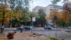 Нов пласт асфалт по бул. &bdquo;Беломорски&ldquo;: Движението е пренасочено в едната лента